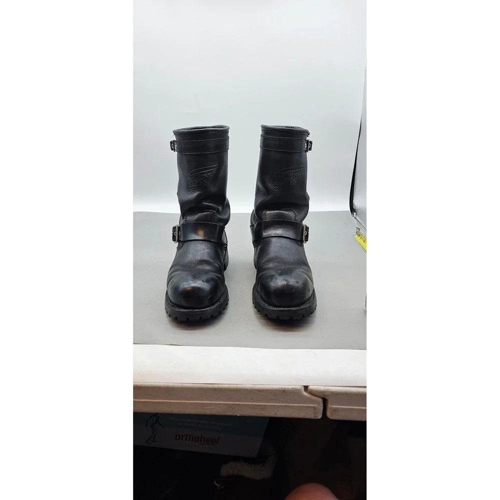 Red Wing Shoes Black Leather Motorcycle size 8 Boots Vibram Lug Sole Buckle